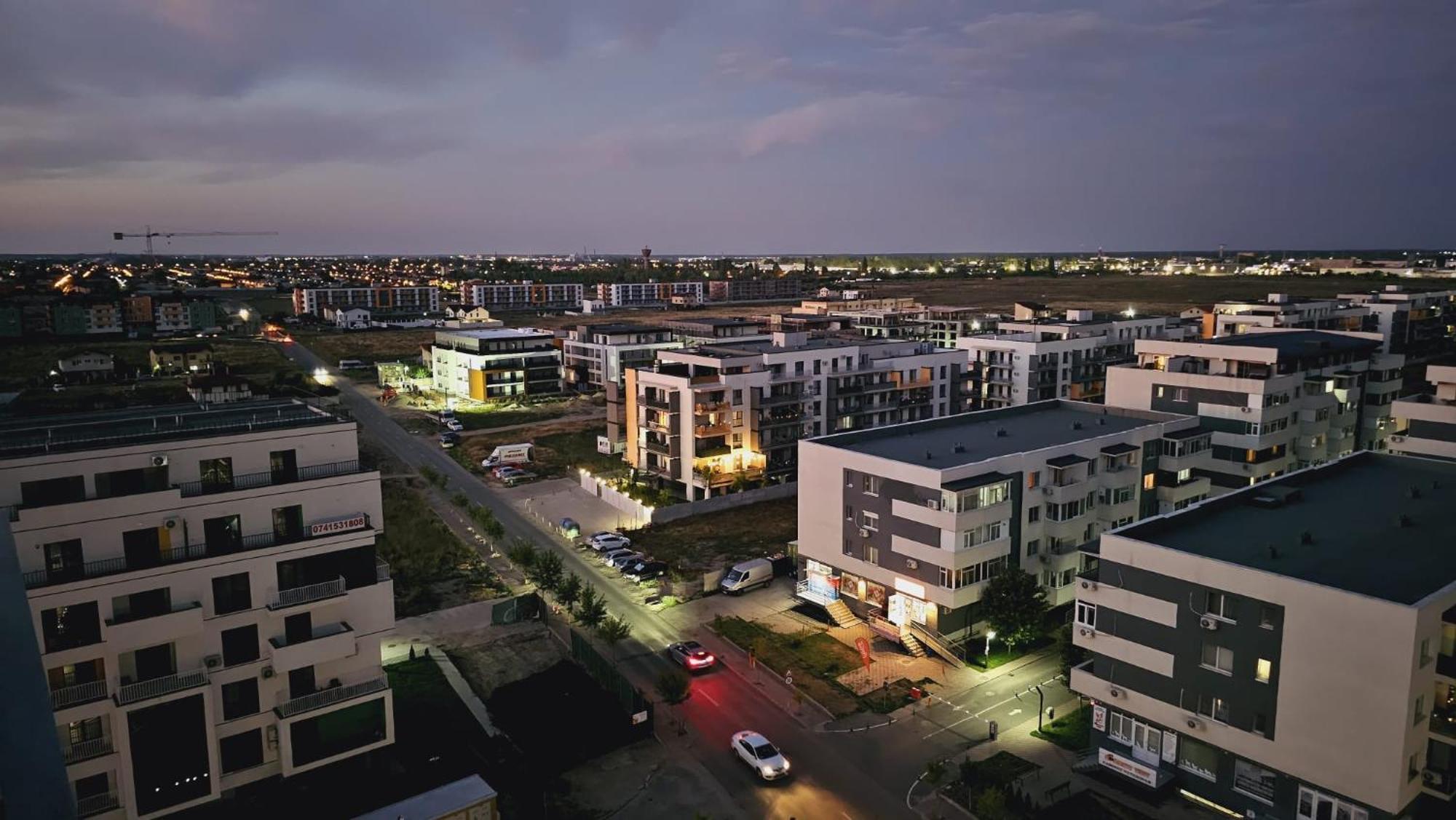 Studio Spatios,Intim+ Loc Parcare Propriu,Vedere Panoramica,Utilat De Lux Bukarest Exterior foto